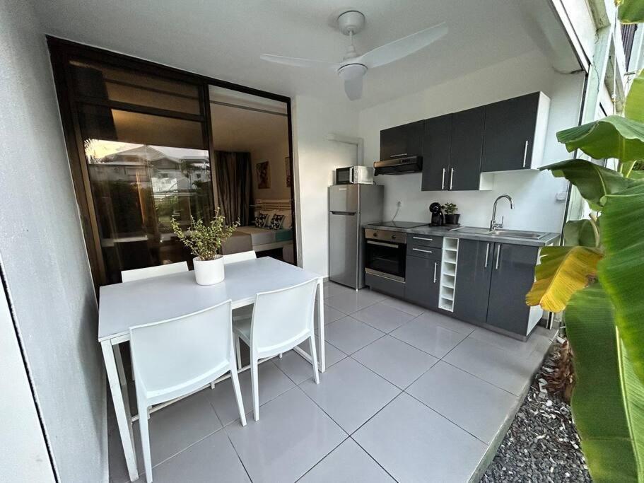 Studio Cosy Plage Et Piscine A Bas Du Fort 르 고지에 외부 사진